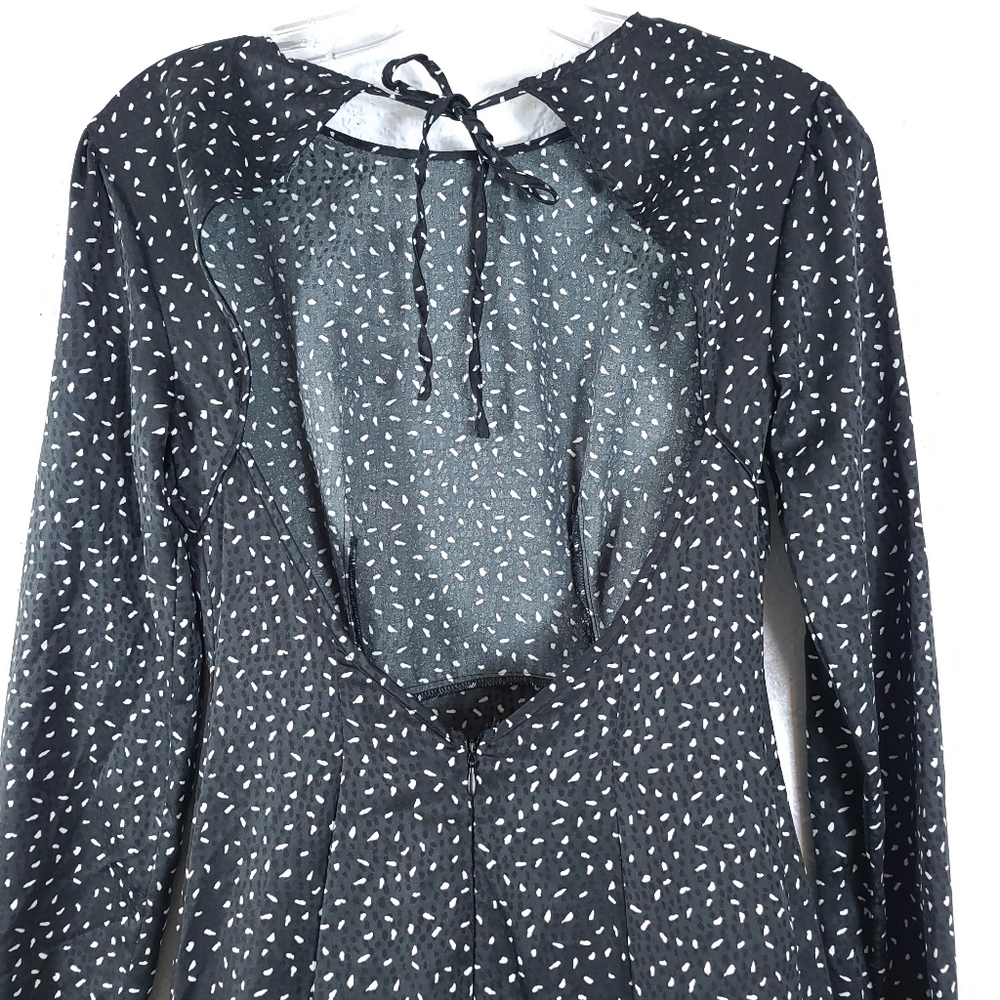 Urban Outfitters Angela Cut-Out Back Maxi Dress - Picture 12 of 12